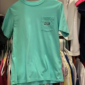 boys vineyard vines tee size L